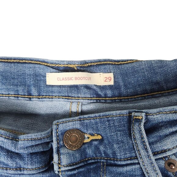 Levi's Classic Boot Cut Jeans Womens Sz 29 Blue Pockets Medium Wash Denim - Picture 11 of 11